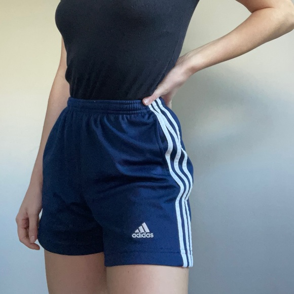 track shorts adidas